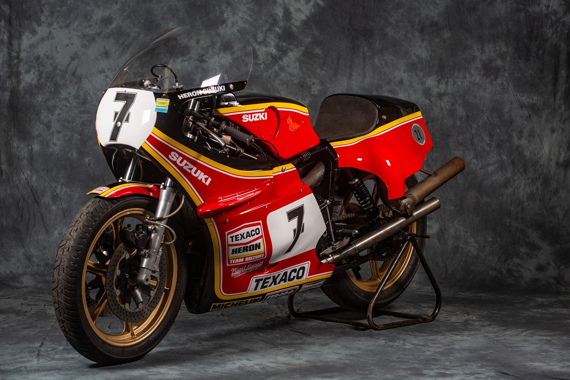 Suzuki RG680 23B