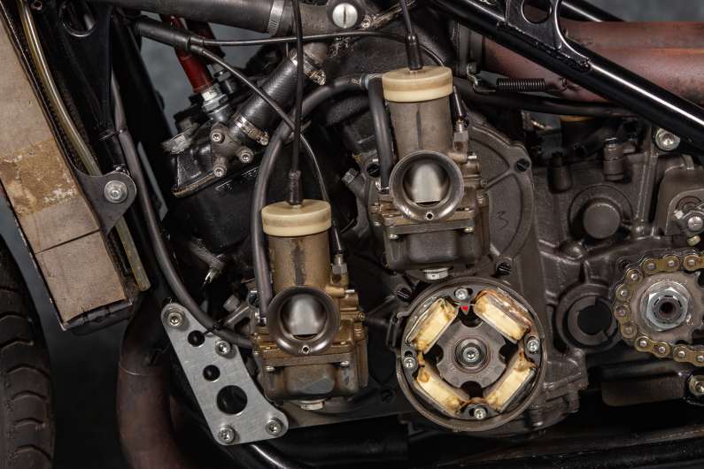 Suzuki RG680 23B