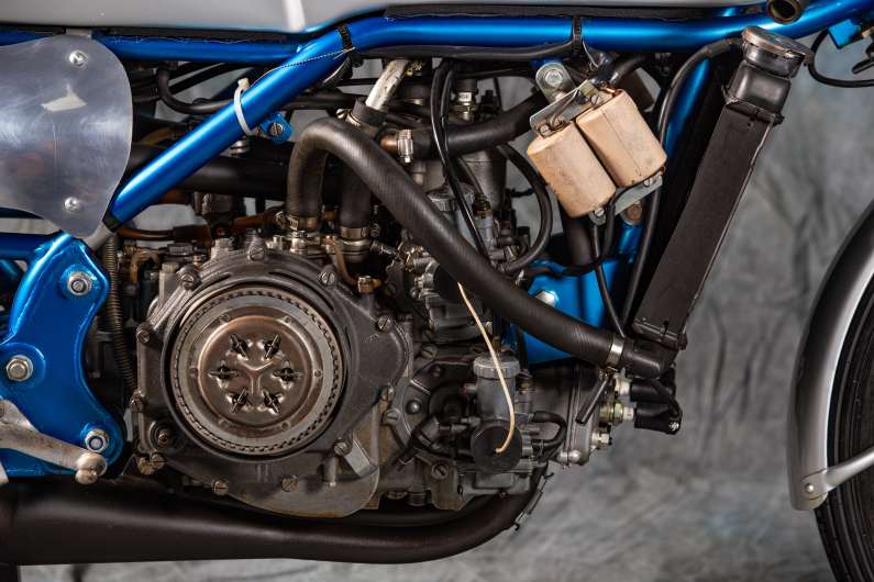 Suzuki RS67