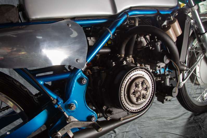 Suzuki RS67